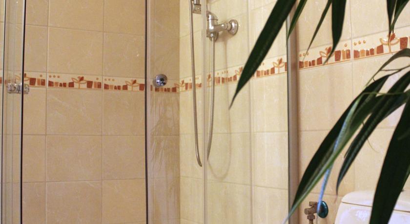Parkowa - Noclegi Ze Sniadaniem Nowa Ruda Zimmer foto