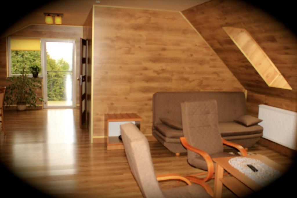 Parkowa - Noclegi Ze Sniadaniem Nowa Ruda Zimmer foto
