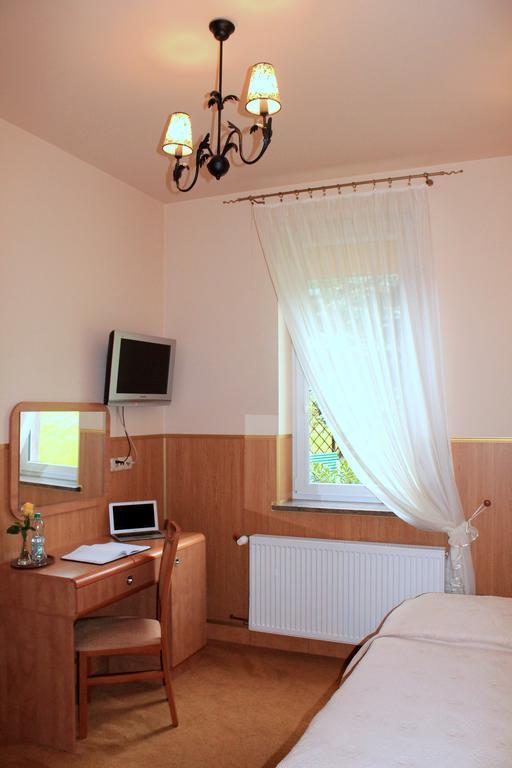Parkowa - Noclegi Ze Sniadaniem Nowa Ruda Exterior foto
